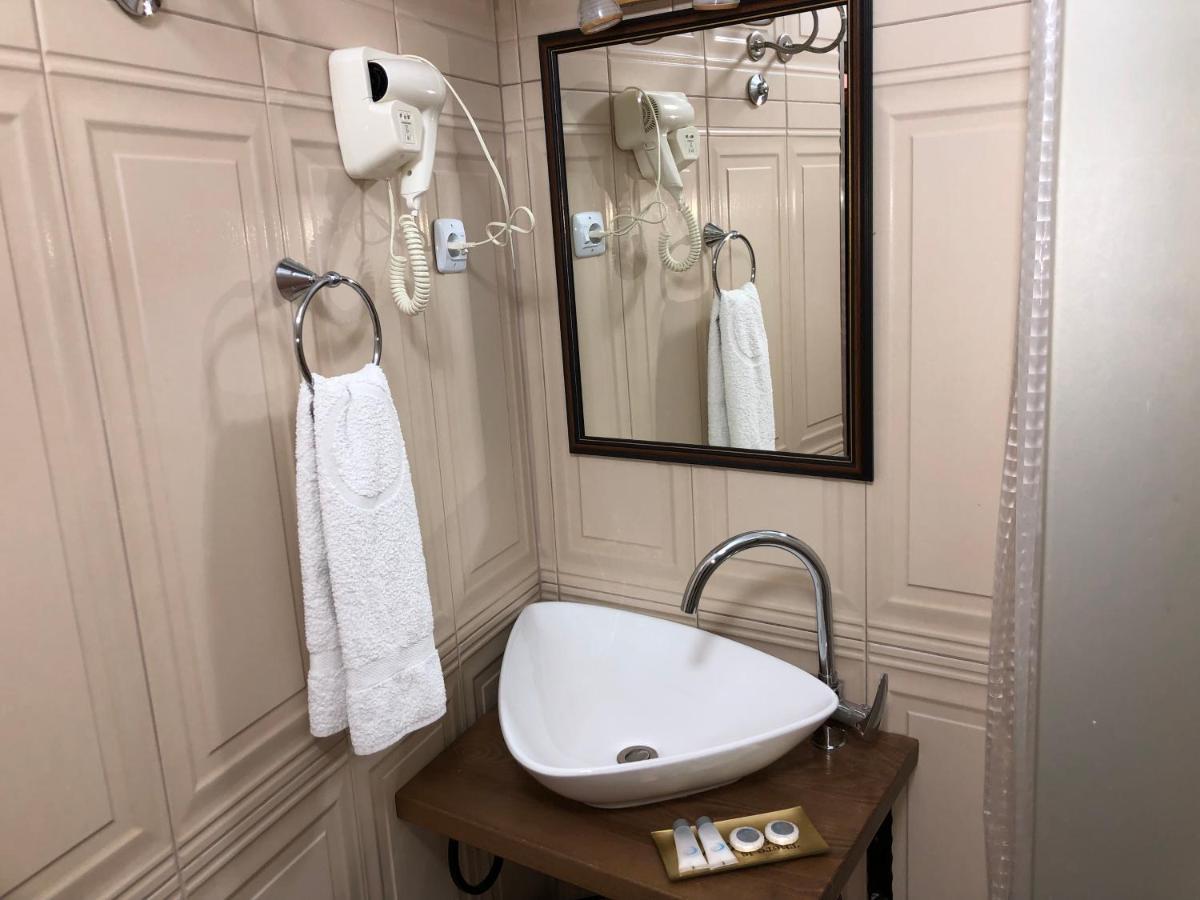 Hotel Fjorr Πρίζρεν Εξωτερικό φωτογραφία