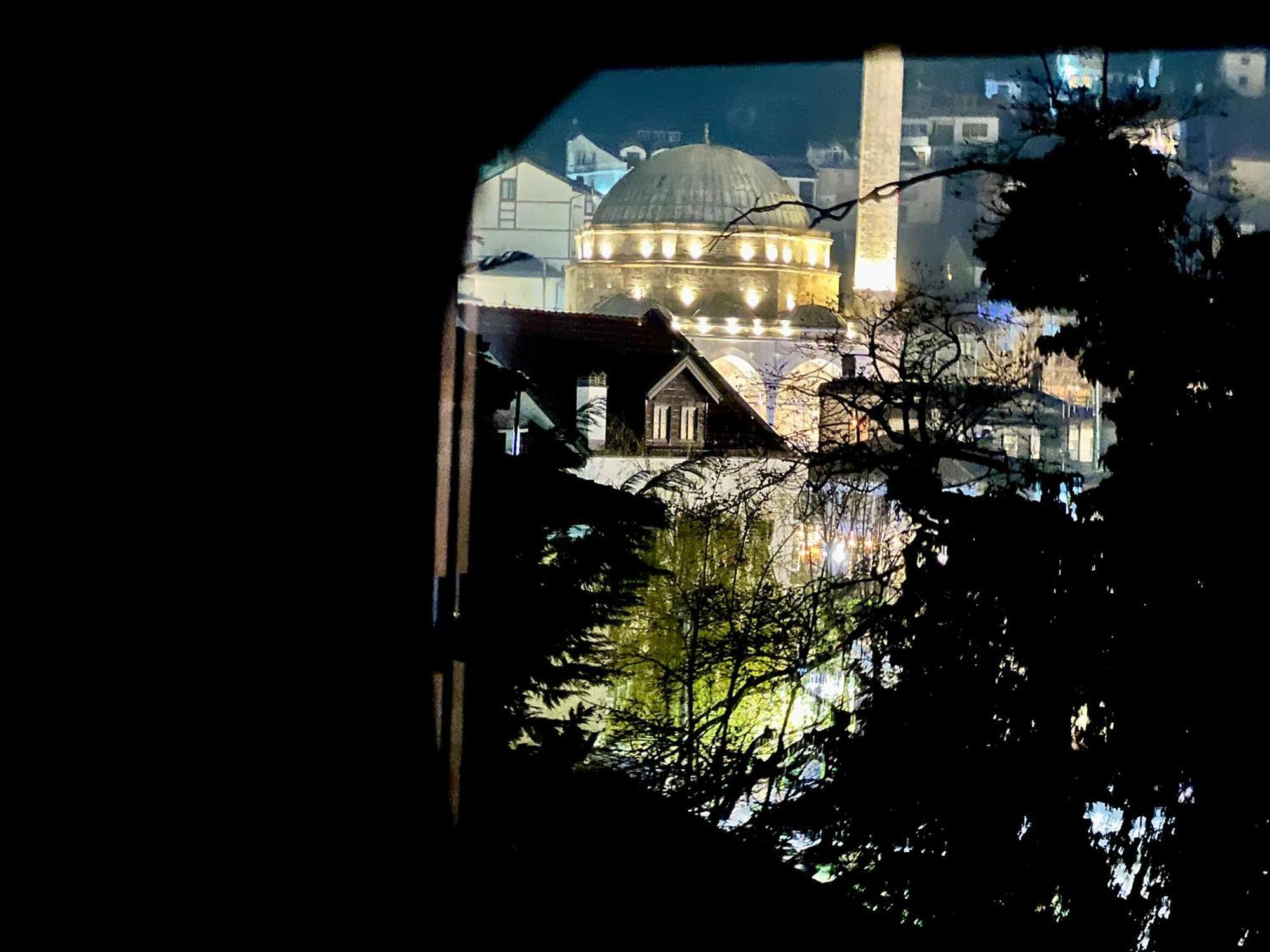 Hotel Fjorr Πρίζρεν Εξωτερικό φωτογραφία